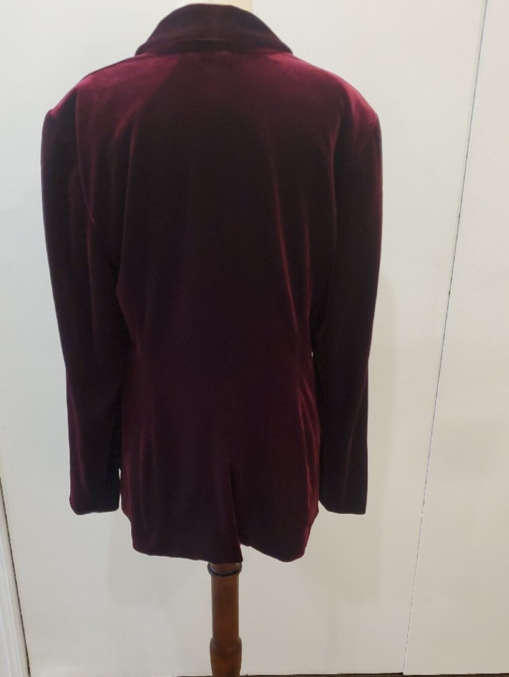 INC International Concepts Velvet Blazer in Deep Wine - Picture 7 of 7